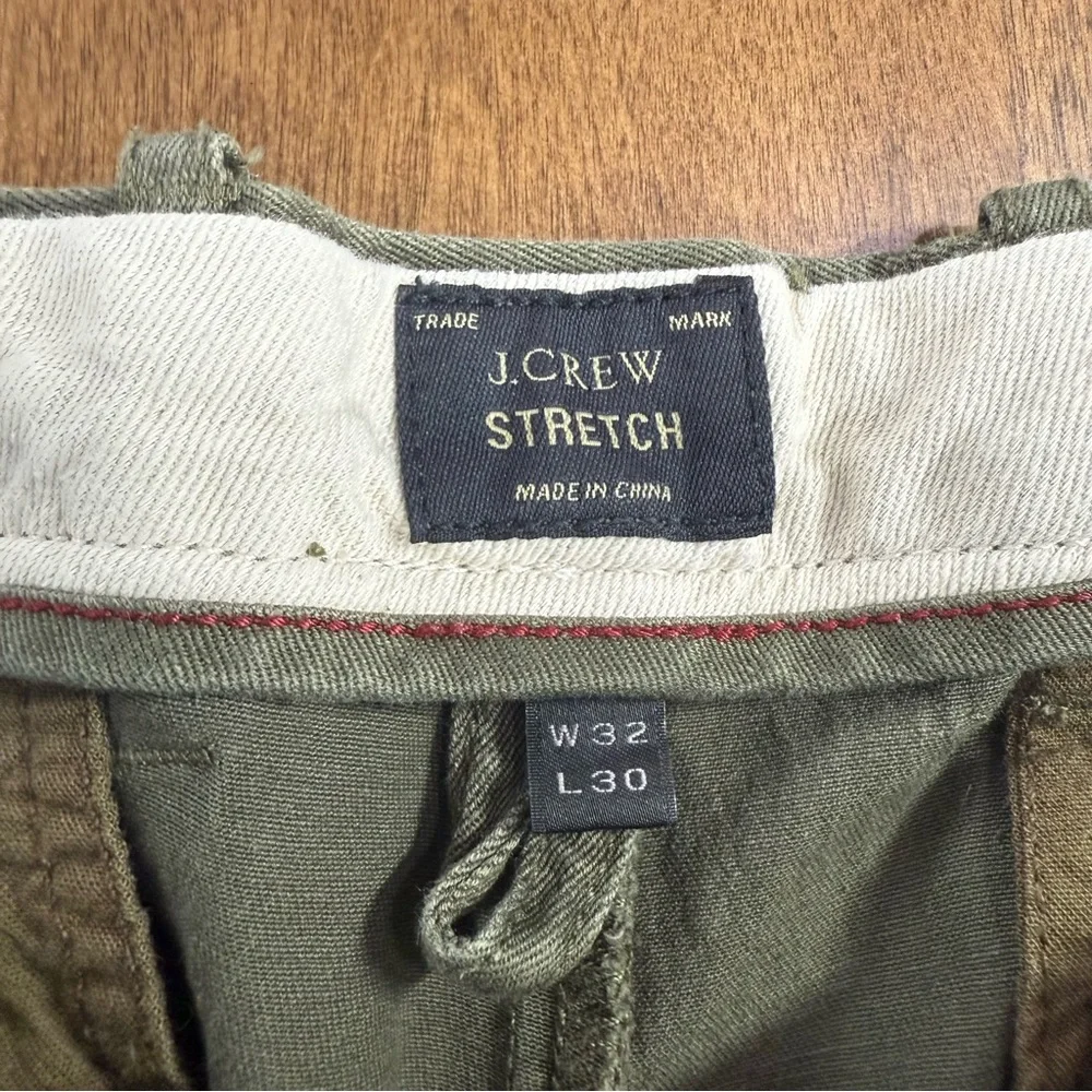 J. Crew Men's Olive Green  Chino Pants